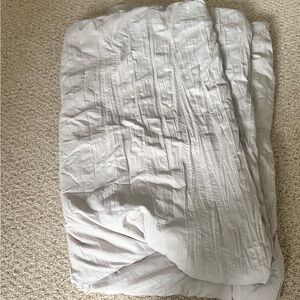 Light grey Textured Full/Queen Cotton Comforter - Home Essentials